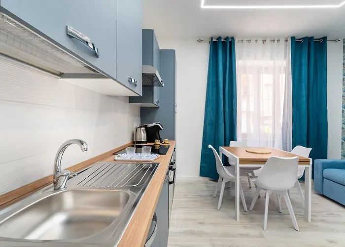 Jhonny's Near Vatican 3 Bedroom's