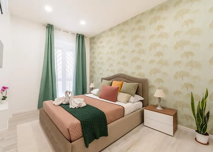 Jhonny's Near Vatican 3 Bedroom's * Roma